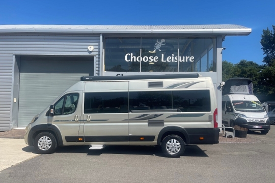 auto-sleepers-kemerton-xl-exterior-side.jpg