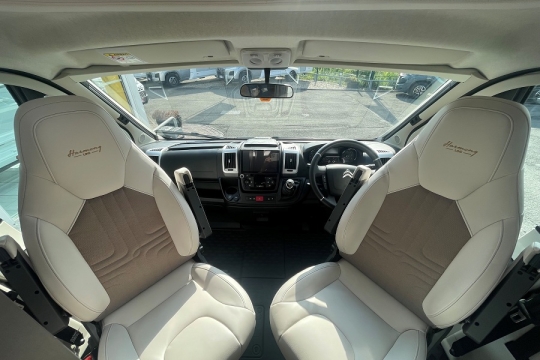 burstner-lyseo-it-644g-interior-cab-seats.jpg
