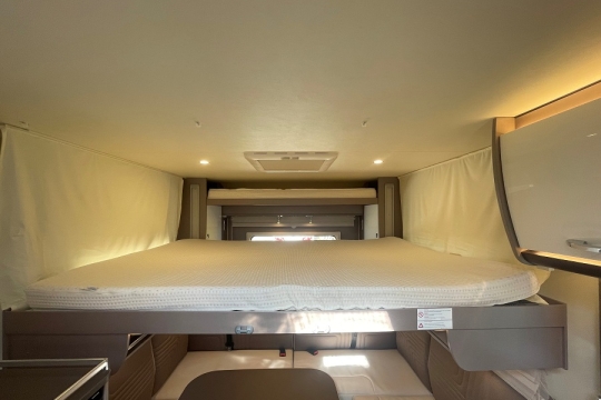 burstner-lyseo-it-644g-interior-drop-down-bed.jpg