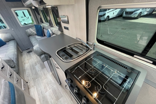 auto-sleepers-warwick-xl-interior-kitchen-top.jpg