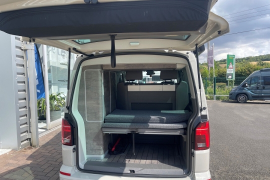 vw-california-ocean-exterior-tailgate-up.jpg
