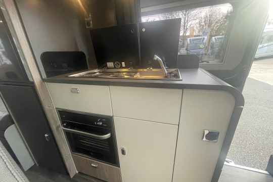 swift-carrera-244-interior-kitchen.jpg