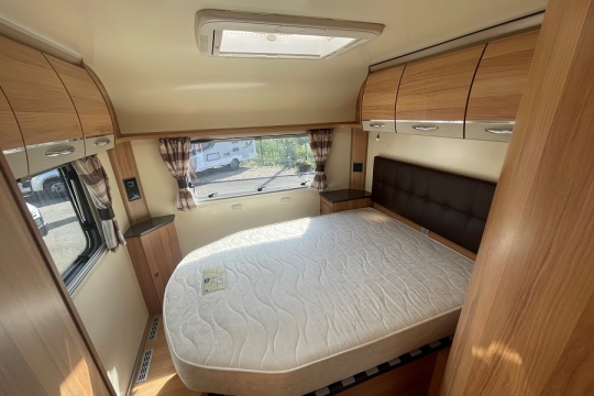 bailey-approach-730-interior-rear-bedroom.jpg