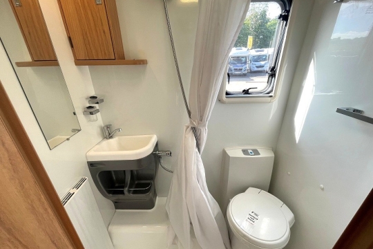 bailey-approach-730-interior-bathroom.jpg