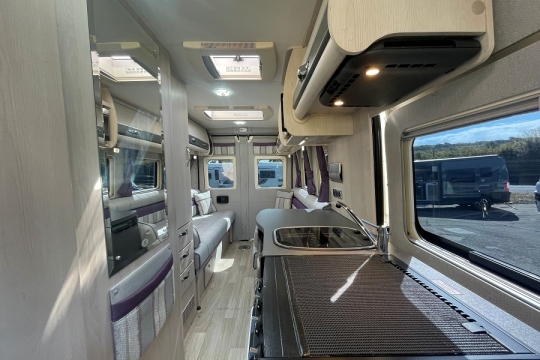 auto-sleepers-warwick-xl-interior-to-rear.jpg