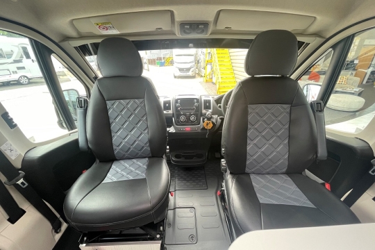 autohaus-kingston-interior-cab-seats.jpg