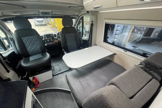 autohaus-kingston-interior-front-dinette.jpg