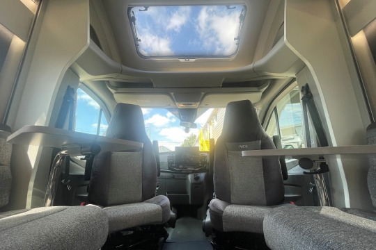 ace-1500-et-interior-cab-seats.jpg