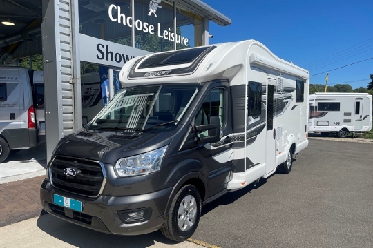 swift-voyager-594-exterior-front-side-awning.jpg