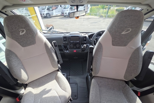 Dethleffs-Trend-T-6557-Interior-Cab.jpg