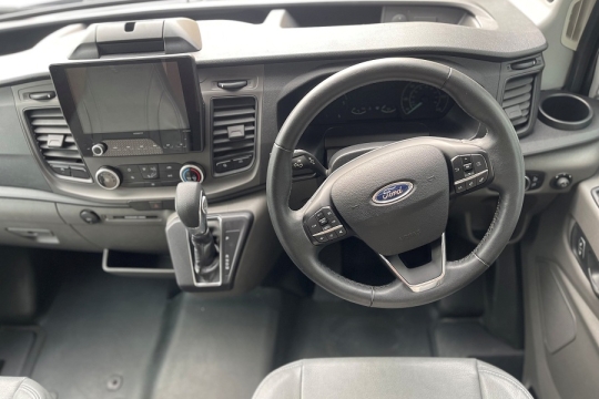 auto-trail-f68-interior-dash.jpg