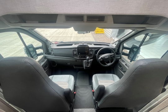 auto-trail-f68-interior-cab.jpg