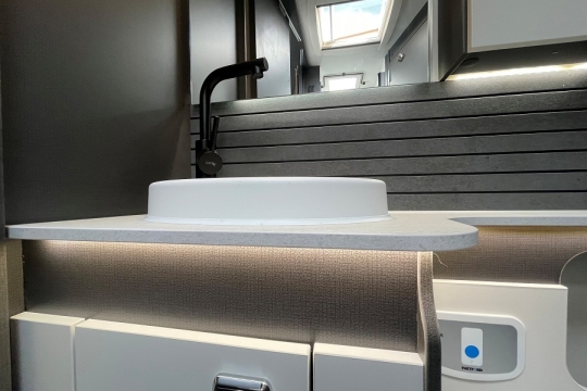swift-trekker-594-interior-bathroom-close.jpg