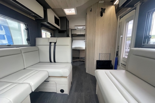 auto-trail-f74-interior-to-rear.jpg