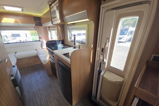 Auto-Trail-Imala-625-Interior-Side.jpg
