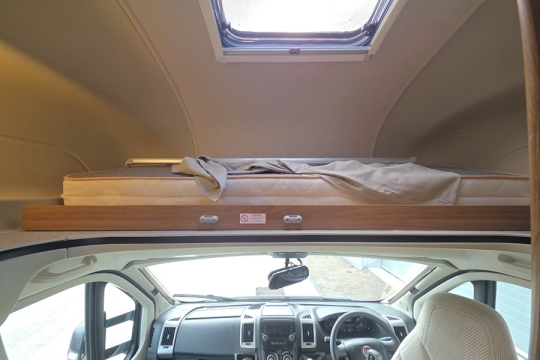Auto-Trail-Imala-625-Interior-Bed.jpg