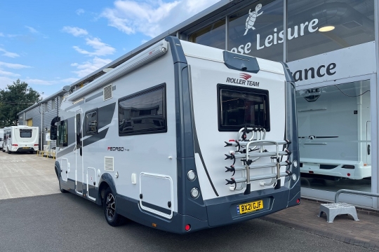 rollerteam-pegaso-745-exterior-side-rear.jpg