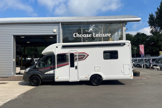 auto-trail-exterior-side.jpg