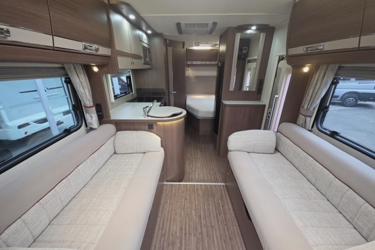 Elddis-Encore-255-Interior-Front-to-Rear.jpg