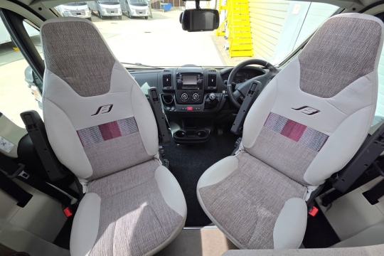 Bailey-Alliance-76-4T-Interior-Cab.jpg