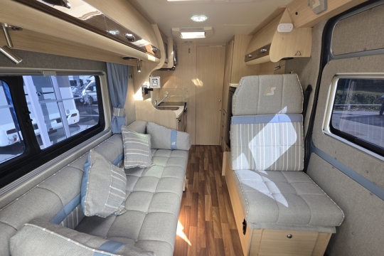 Auto-Sleepers-Kemerton-XL-Interior-Front-to-Rear.jpg