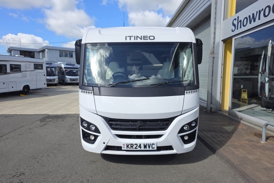 Itineo-660-CJ-Exterior-Front.jpg