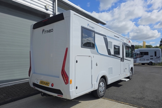 Itineo-660-CJ-Exterior-Rear-Side.jpg