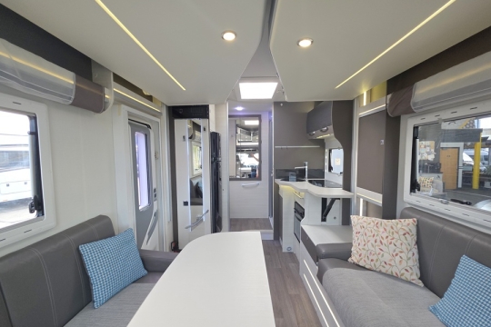 Chausson-630-Interior-Front-to-Rear.jpg