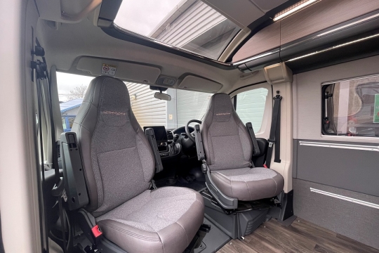swift-carrera-144-interior-cab-seats.jpg
