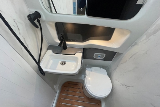 swift-carrera-144-interior-washroom.jpg