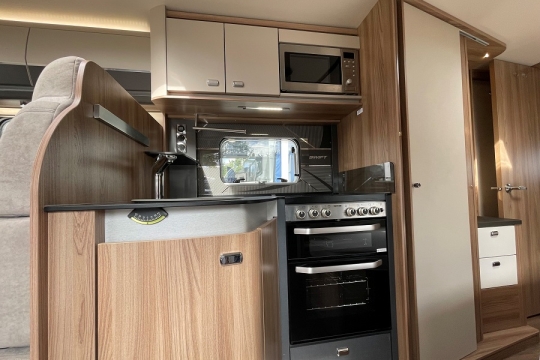 swift-kon-tiki-584-sport-interior-kitchen-2.jpg