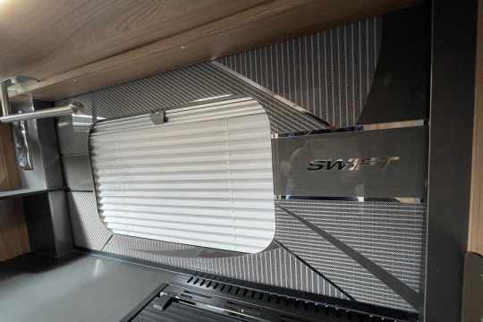 swift-kon-tiki-584-sport-interior-splashback.jpg