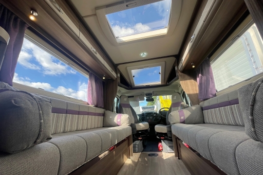 auto-sleepers-broadway-ek-tb-lp-interior-lounge-low.jpg