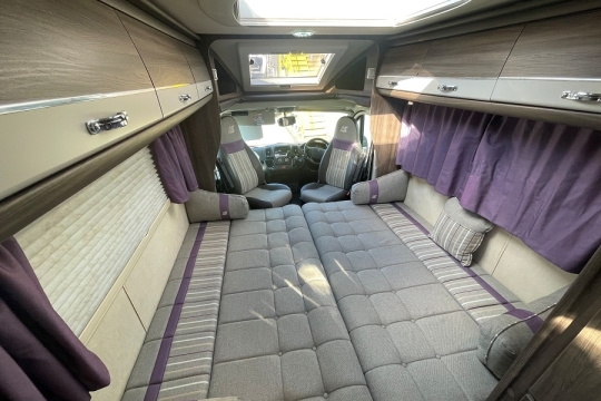 auto-sleepers-broadway-ek-tb-lp-interior-bed.jpg