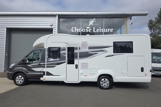Swift-Voyager-594-Exterior-Side.jpg