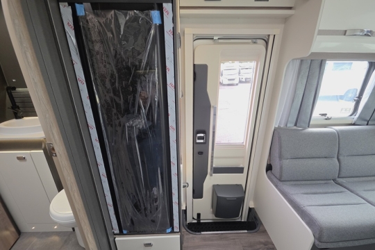Swift-Voyager-594-Interior-Entrance.jpg