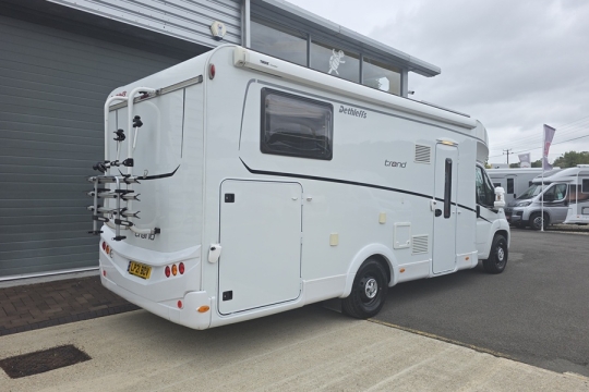 Dethleffs-Trend-6701-Exterior-Rear-Side.jpg