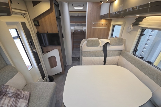 Dethleffs-Trend-6701-Interior-Front-to-Rear.jpg