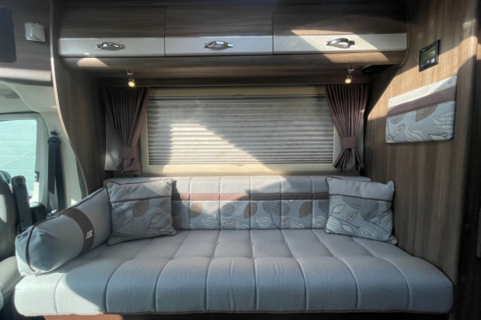 auto-sleepers-broadway-interior-sofa.jpg