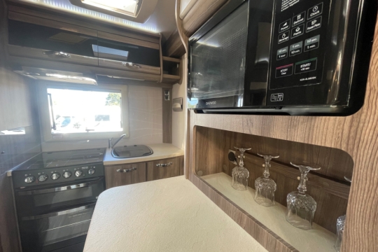 auto-sleepers-broadway-interior-microwave-to-kitchen.jpg