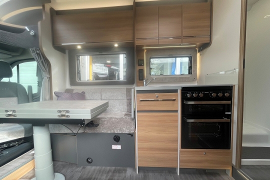 bailey-adamo-75-4-interior-living.jpg