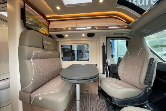 malibu-diversity-skyview-600-db-k-interior-dining.jpg