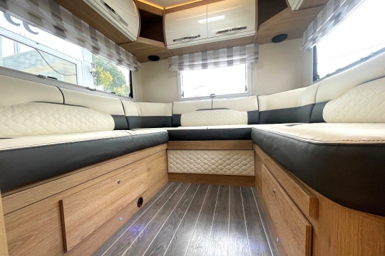 rollertteam-zefiro-690-interior-rear-lounge-2.jpg
