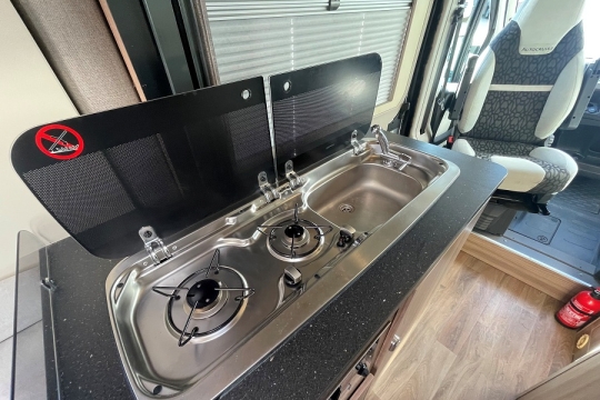 auto-cruise select-122-interior-kitchen-top.jpg