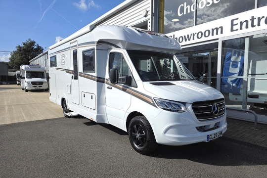 Carthago-C1-Tourer-T148-KB-LE-Exterior-Front-Side.jpg