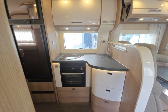 Carthago-C1-Tourer-T148-KB-LE-Interior-Kitchen.jpg
