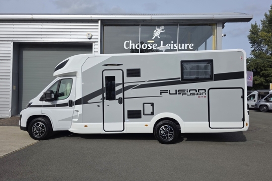McLouis-Fusion-379-Exterior-Side.jpg