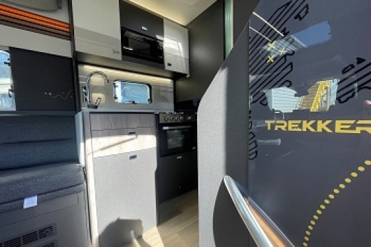 swift-trekker-540-interior-door-to-kitchen - Copy.jpg