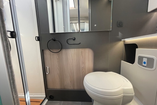 swift-trekker-540-interior-rear-bathroom.jpg