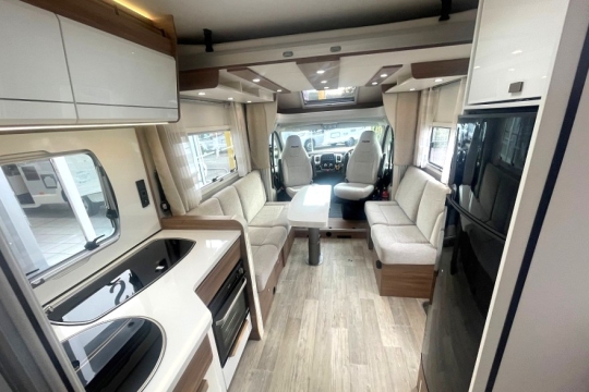 pilote-p696-interior-to-front.jpg
